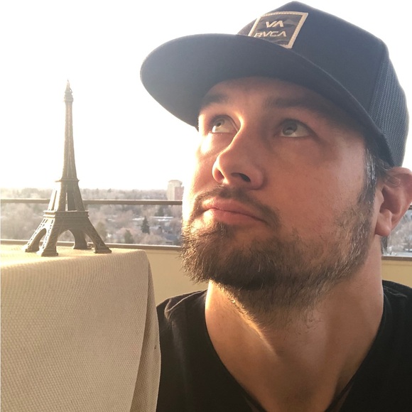 Meet your Posher, Posh - Picture 14 of 16